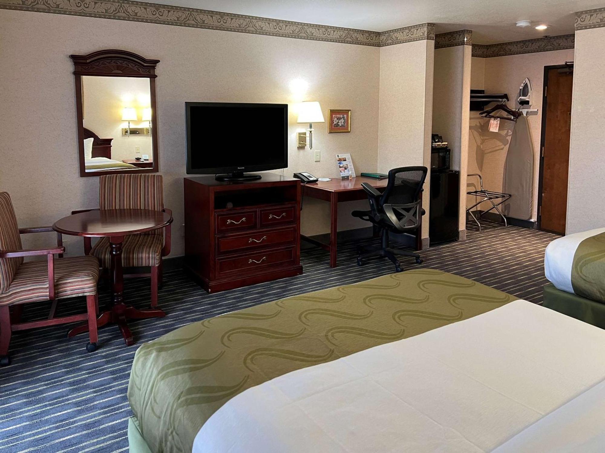 סאניוייל Quality Inn Santa Clara Convention Center מראה חיצוני תמונה